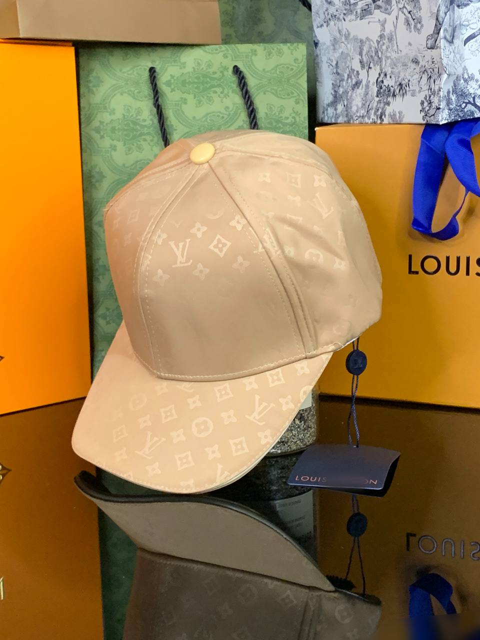 Casquette Lv beige